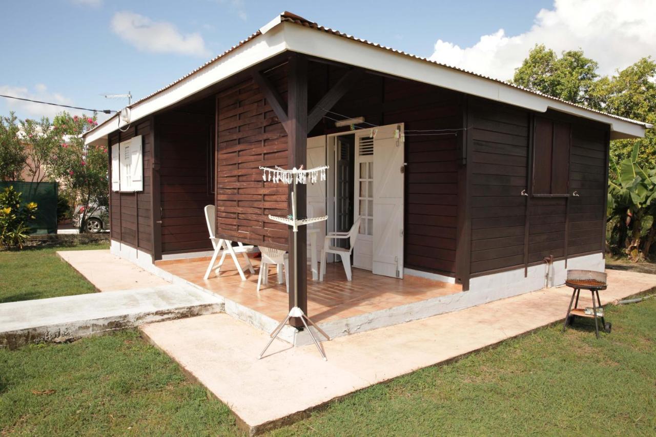Bungalow Bassin Trouve Sainte-Anne  Exterior foto